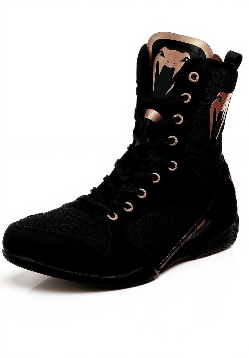 Scarpe da boxe Venum Elite in azione su ring professionale